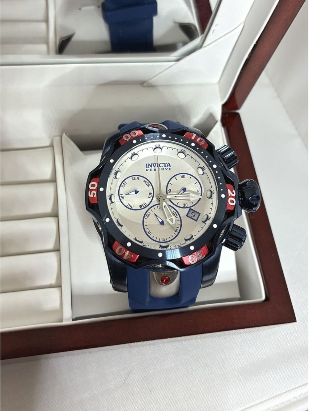 Invicta Reserve Venom Quartz Marvel 27039 Chronograph Watch Blue Silicone Band